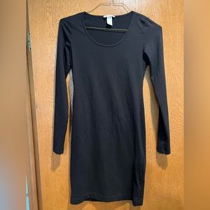 H&M Black Basic Long-sleeved Dress, Size S